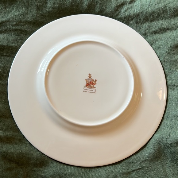 Bunnykins 8” plate - Picture 2 of 2